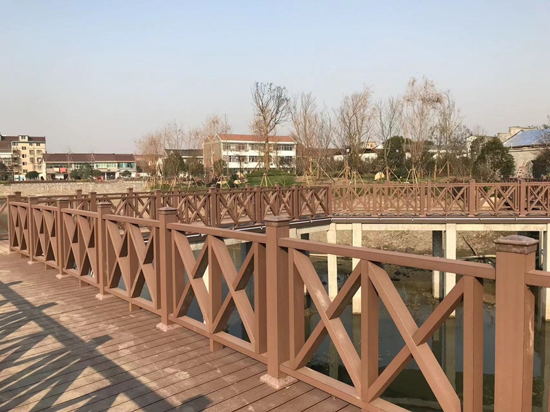 塑木欄桿-預(yù)鉆孔-防銹緊固件